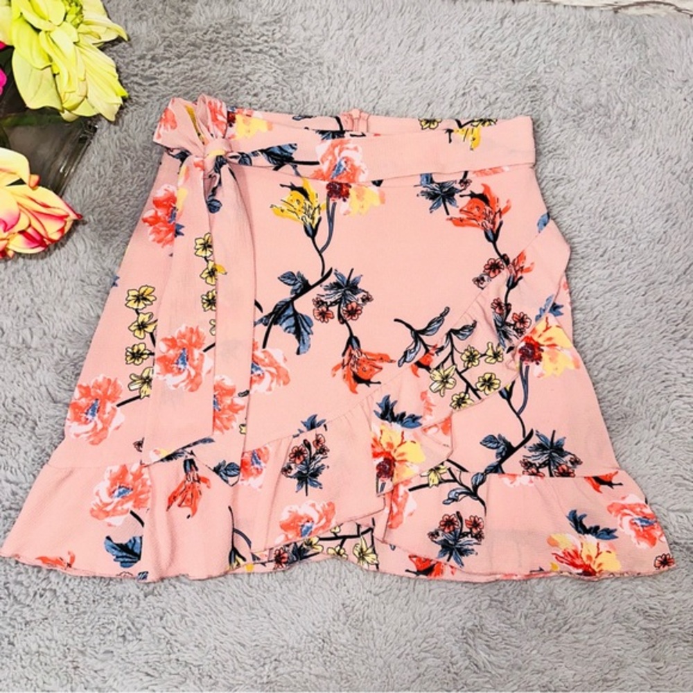Floral flowy skirt